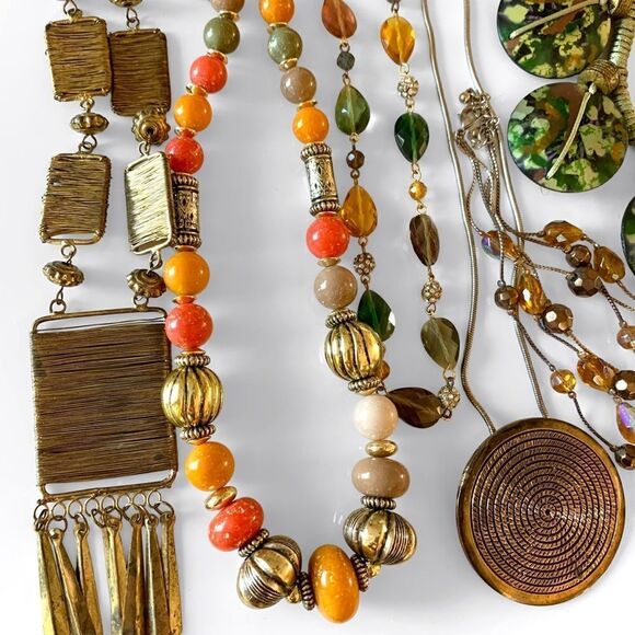 Vintage Necklaces Lot - Picture 2 of 6